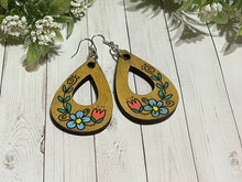 Load image into Gallery viewer, Floral Earring Blank Sets