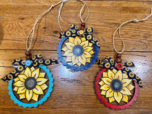 Load image into Gallery viewer, Sunflower Charm