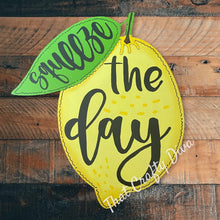 Load image into Gallery viewer, Squeeze the Day Lemon